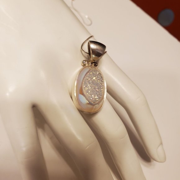 WHITE SUGAR WINDOW DRUZY STERLING SILVER PENDANT - Picture 6 of 8